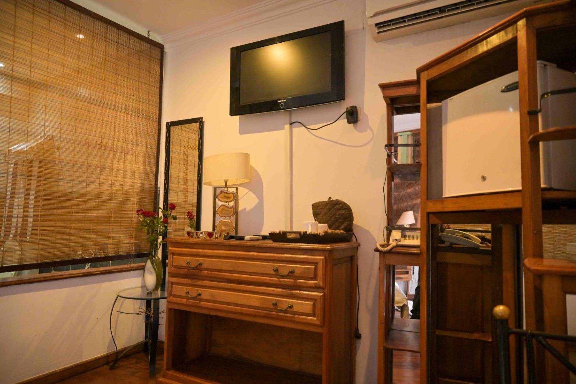 Hotel Brajas Ανταναναρίβο Εξωτερικό φωτογραφία